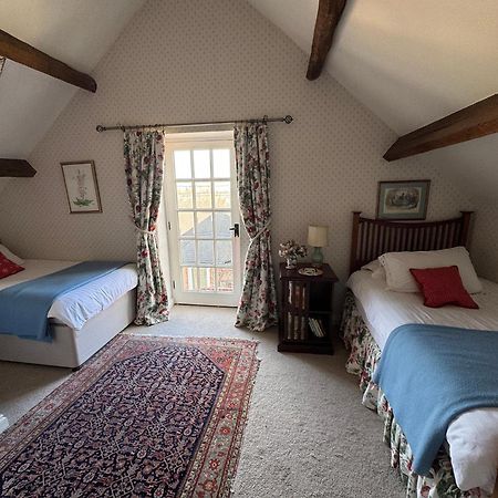Cottage Barn Conversion On Working Farm Worcester Eksteriør bilde