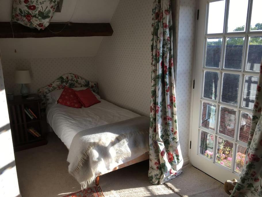 Cottage Barn Conversion On Working Farm Worcester Eksteriør bilde