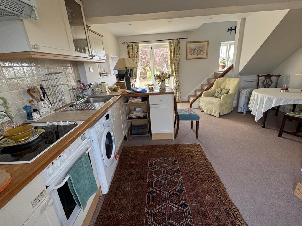Cottage Barn Conversion On Working Farm Worcester Eksteriør bilde